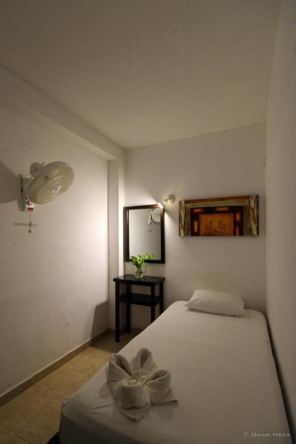 Hostal Gayser Valladolid  Exterior foto